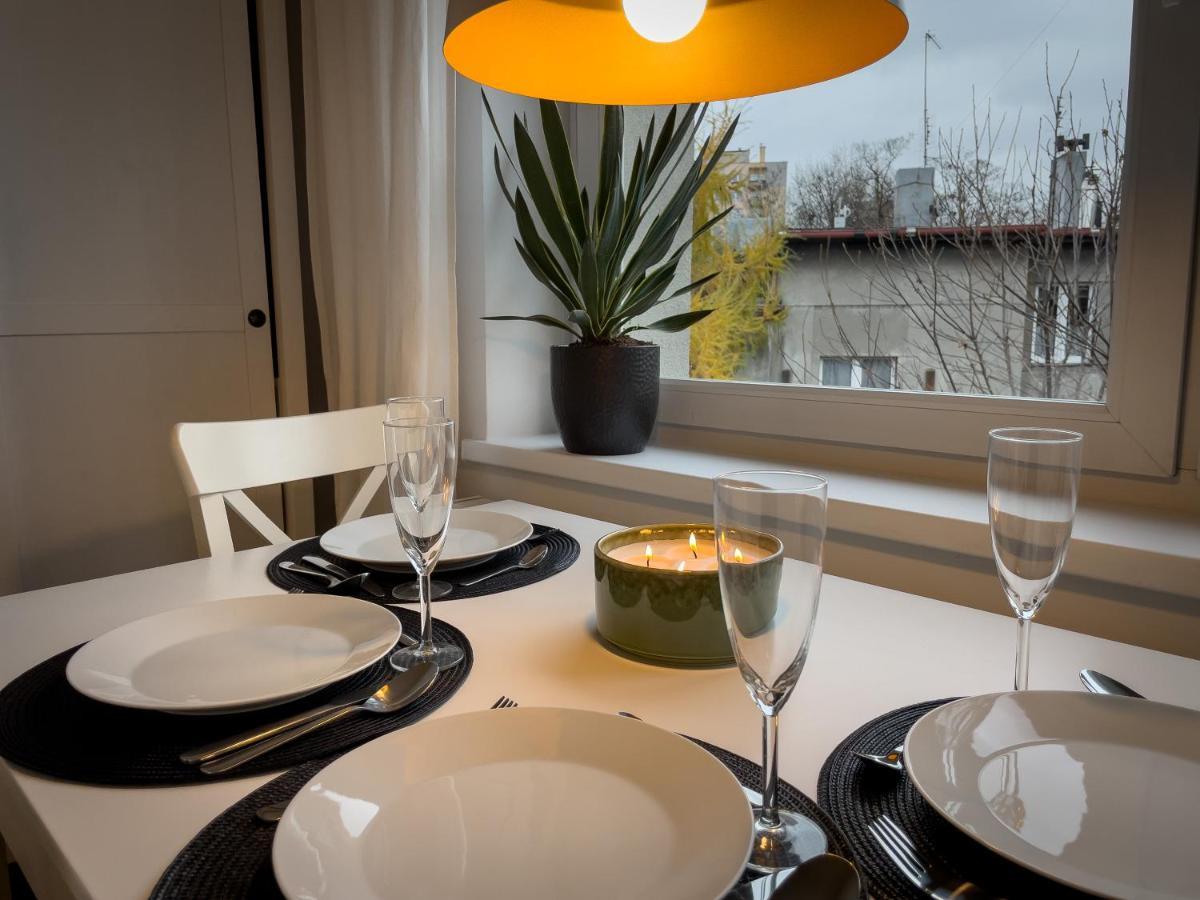 Urban Apartments Cosy No 4, Free Private Parking, Self Check-In คอร์ซุฟ ภายนอก รูปภาพ