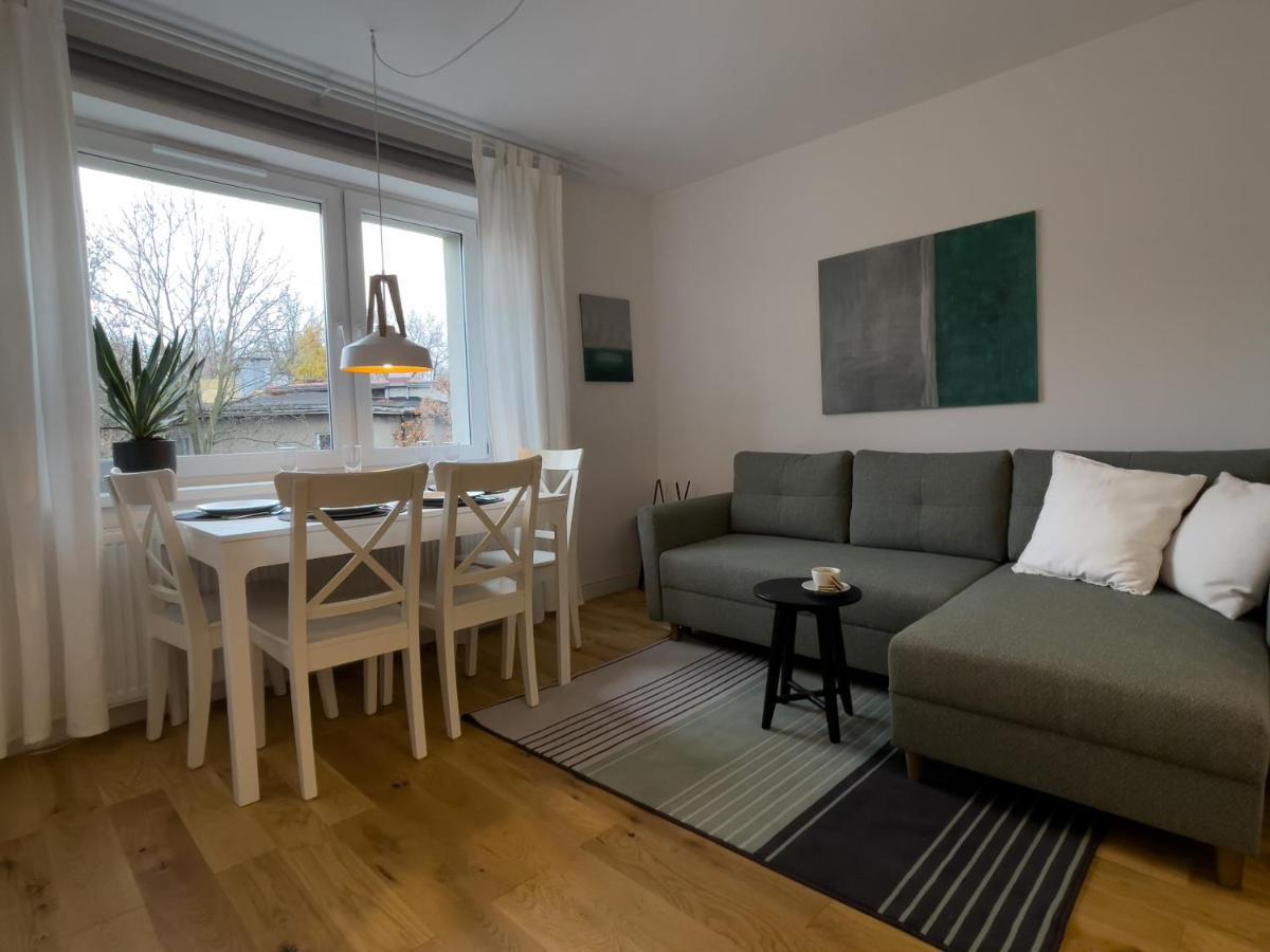 Urban Apartments Cosy No 4, Free Private Parking, Self Check-In คอร์ซุฟ ภายนอก รูปภาพ